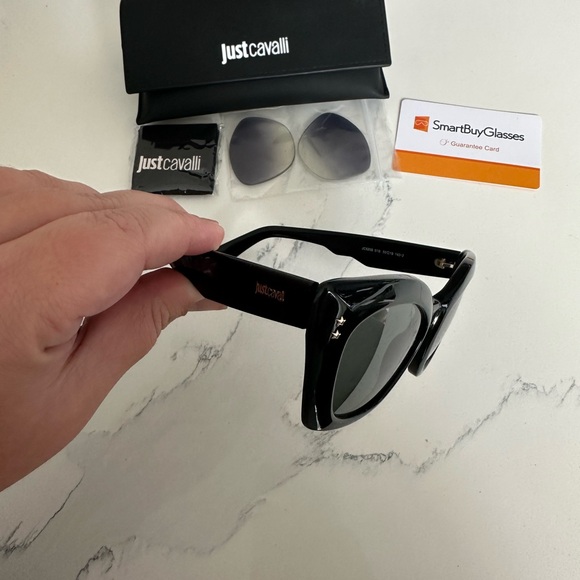 Brand new, never been worn. Just Cavalli Sunglasses w/ upgraded polarized lenses - Picture 3 of 10